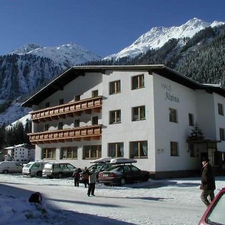 Hotel Haus Alpina Kaunertal Exterior foto