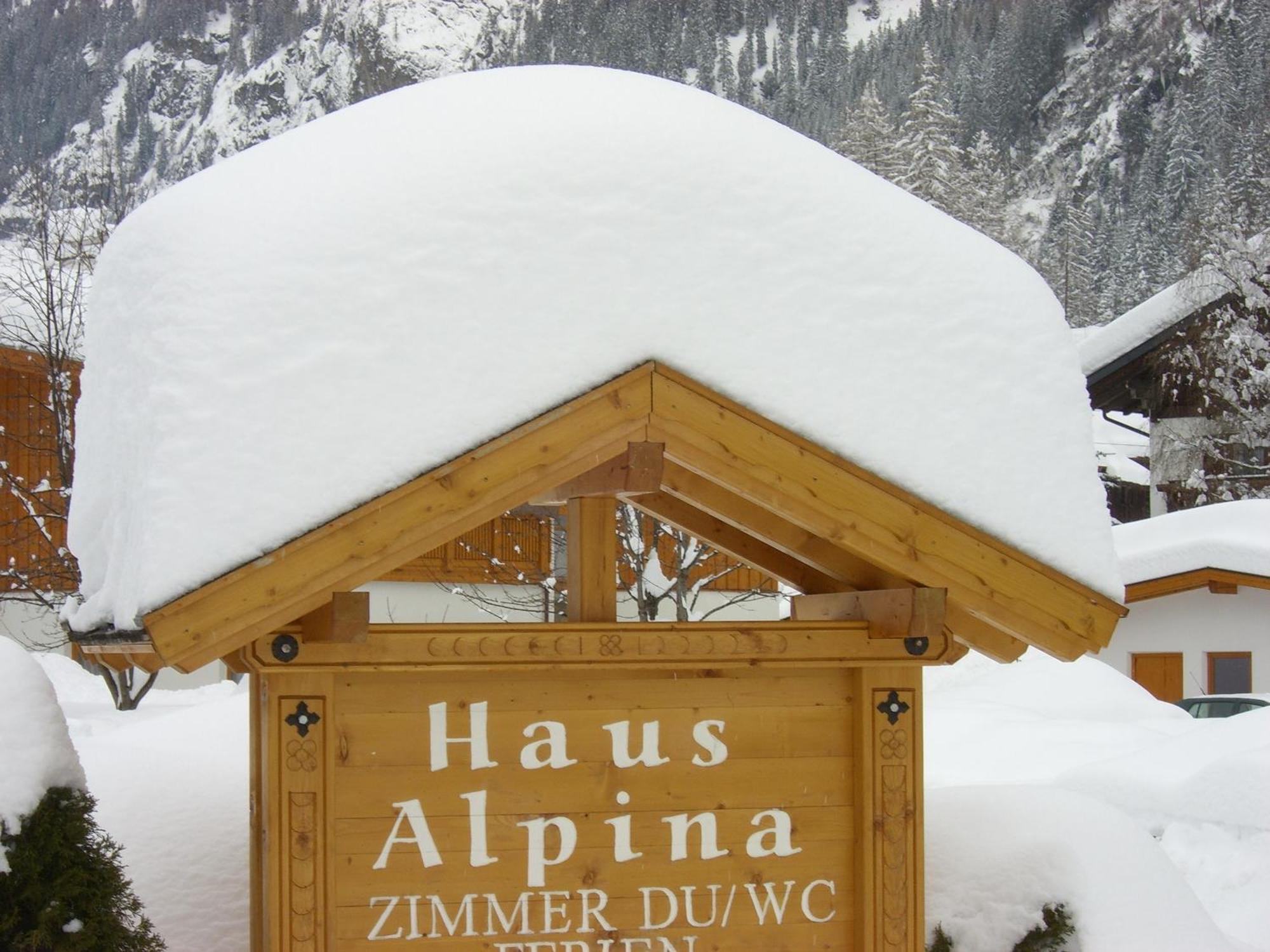 Hotel Haus Alpina Kaunertal Exterior foto